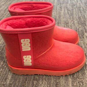 Girls Waterproof Uggs Size 1